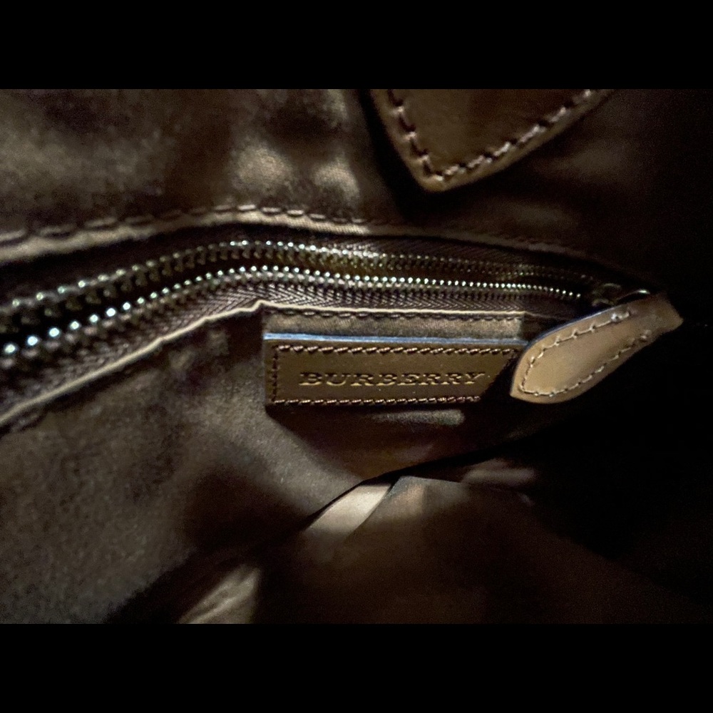Burberry - Picture 4 of 4